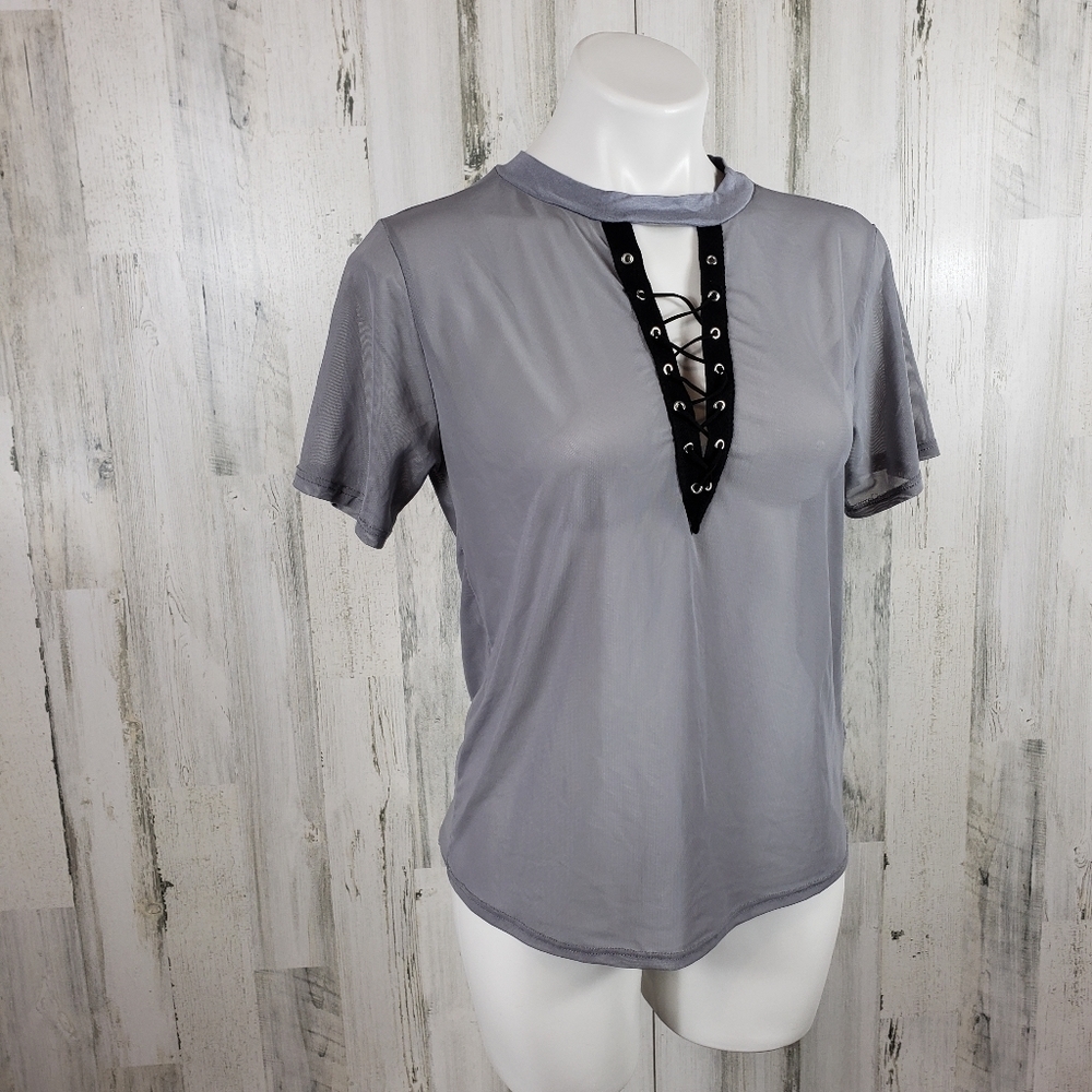 Rainbows and cupcakes gray see threw top size small